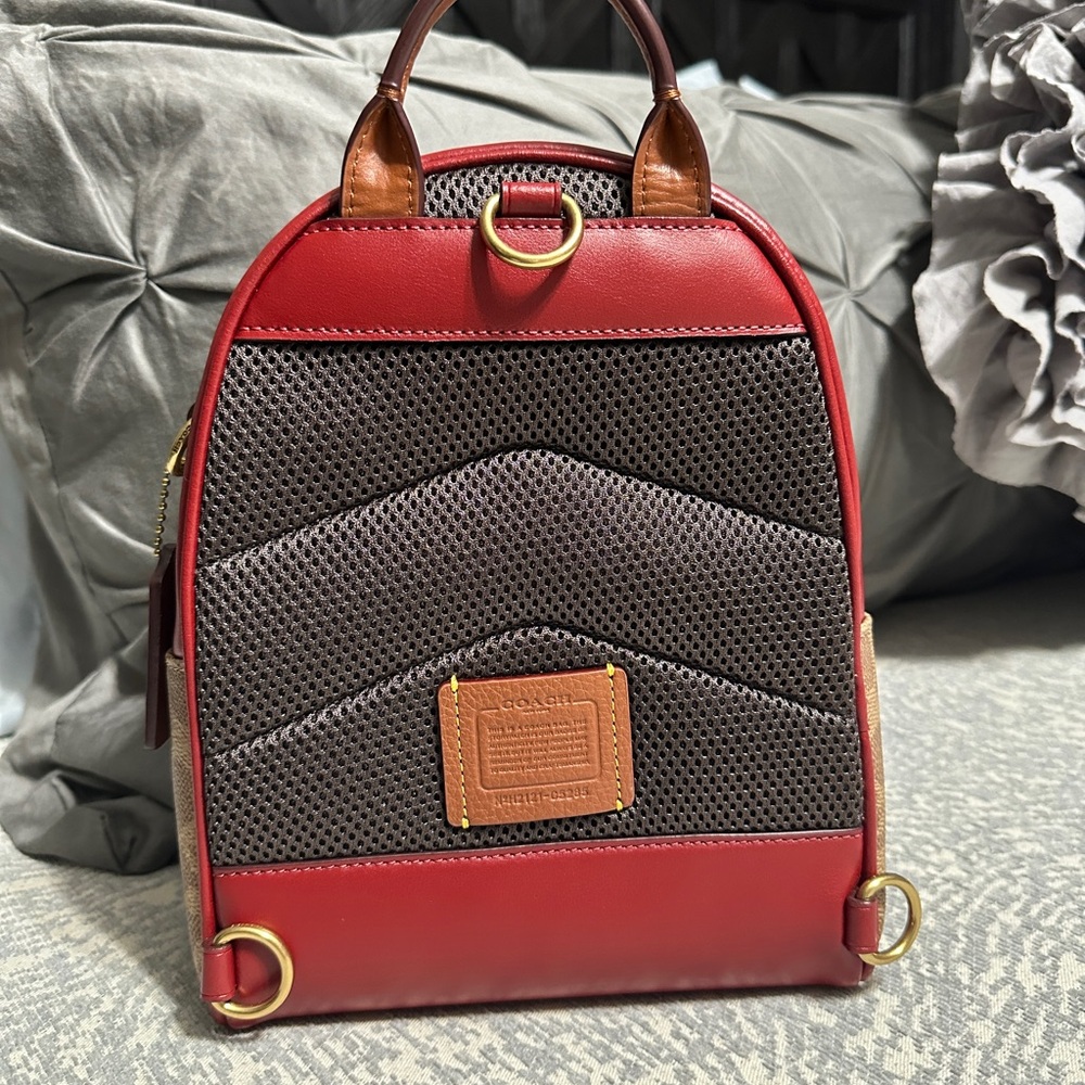 COACH Signature Charter Backpack 18 - Picture 4 of 12